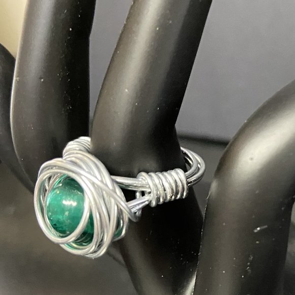 Stainless Steel Wire Wrapped Ring with Green Glass Bead in Size 6. Artisan made - Picture 2 of 7